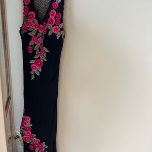 Cache party dress size 4, worn once with tons of compliments